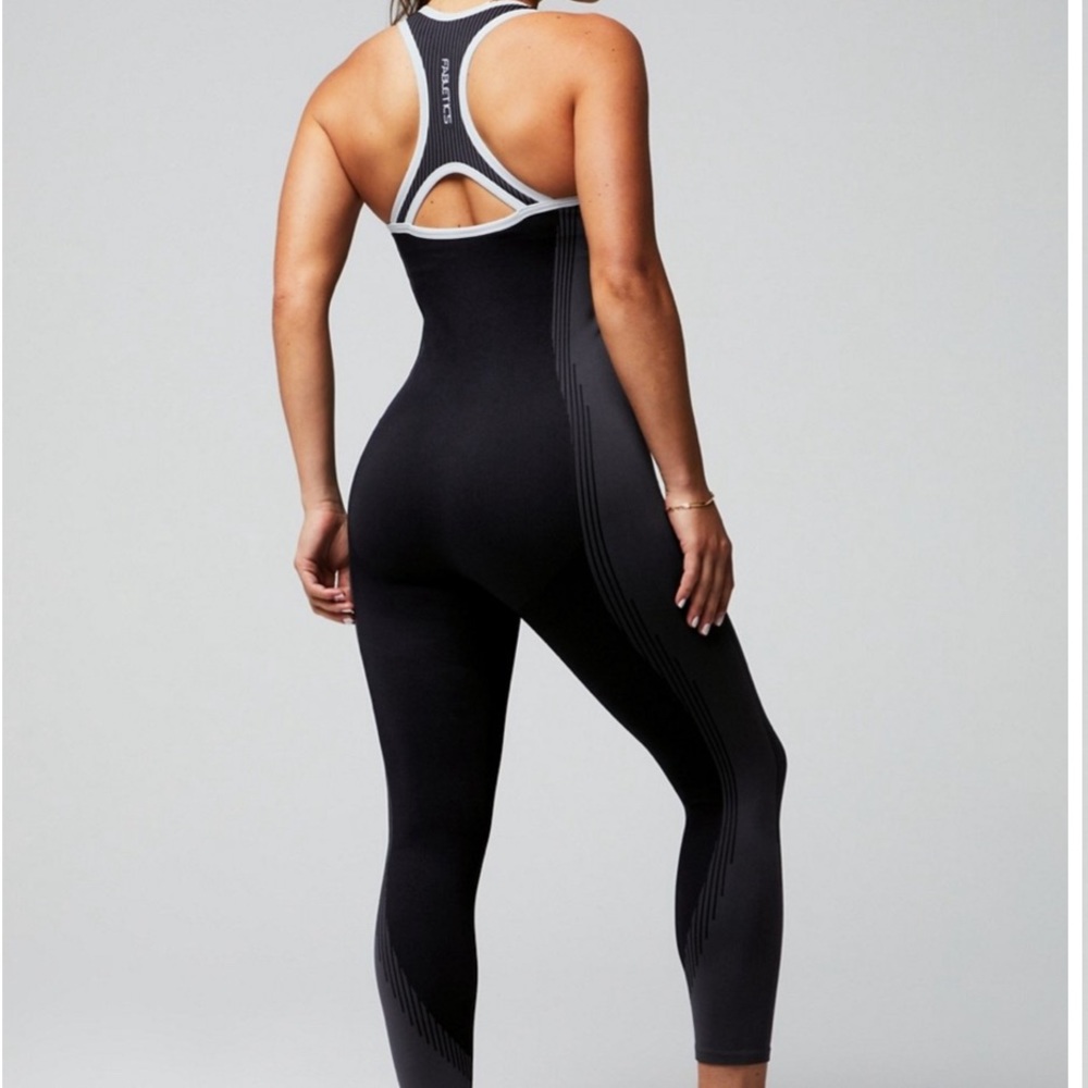 FABLETICS (((not for sale anymore. Sorry.)))))